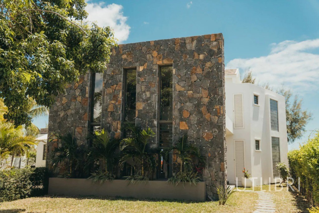 Extraordinary villa, Pereybère