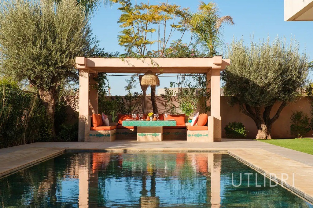 Extraordinary villa, Amelkis Golf