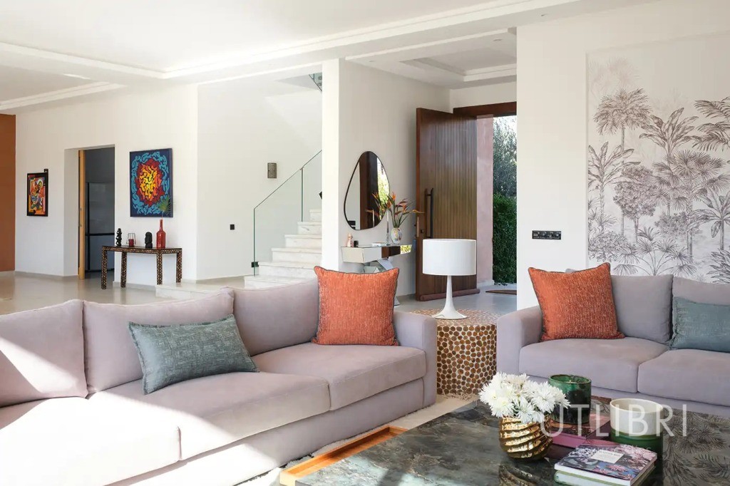 Extraordinary villa, Amelkis Golf