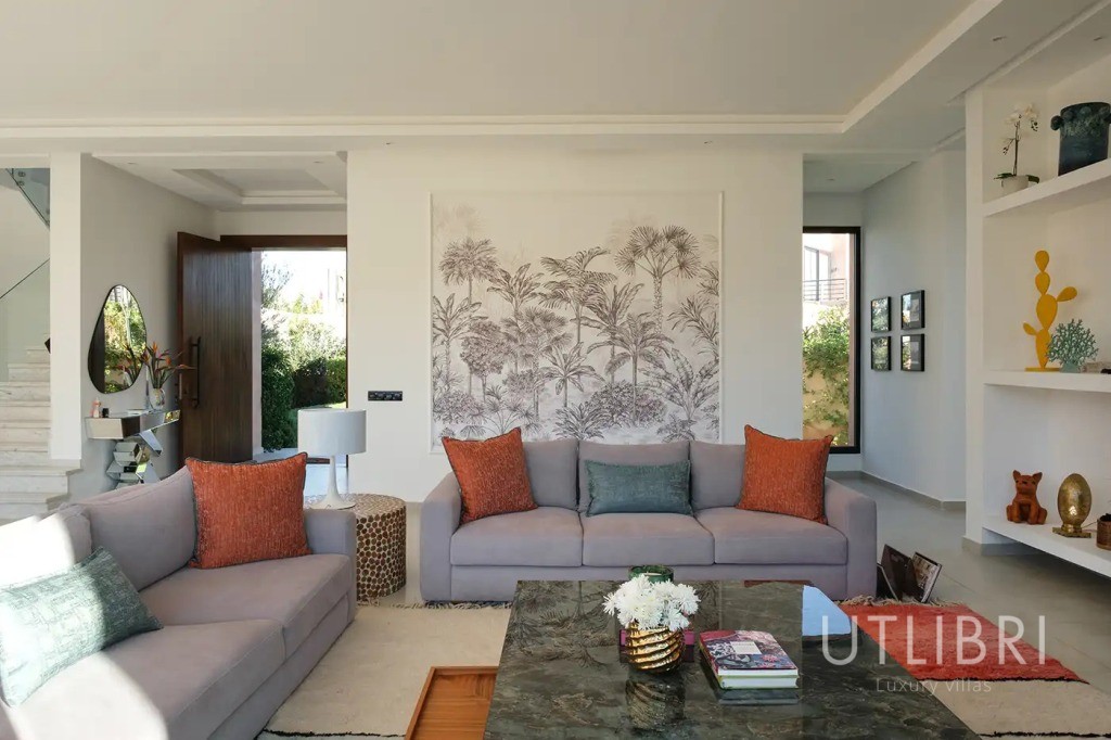 Extraordinary villa, Amelkis Golf