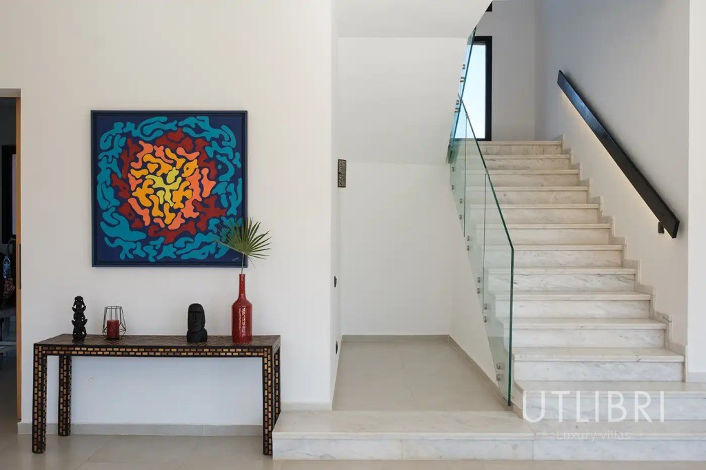Extraordinary villa, Amelkis Golf