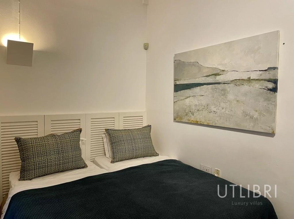 Villa d'exception, Roches noires
