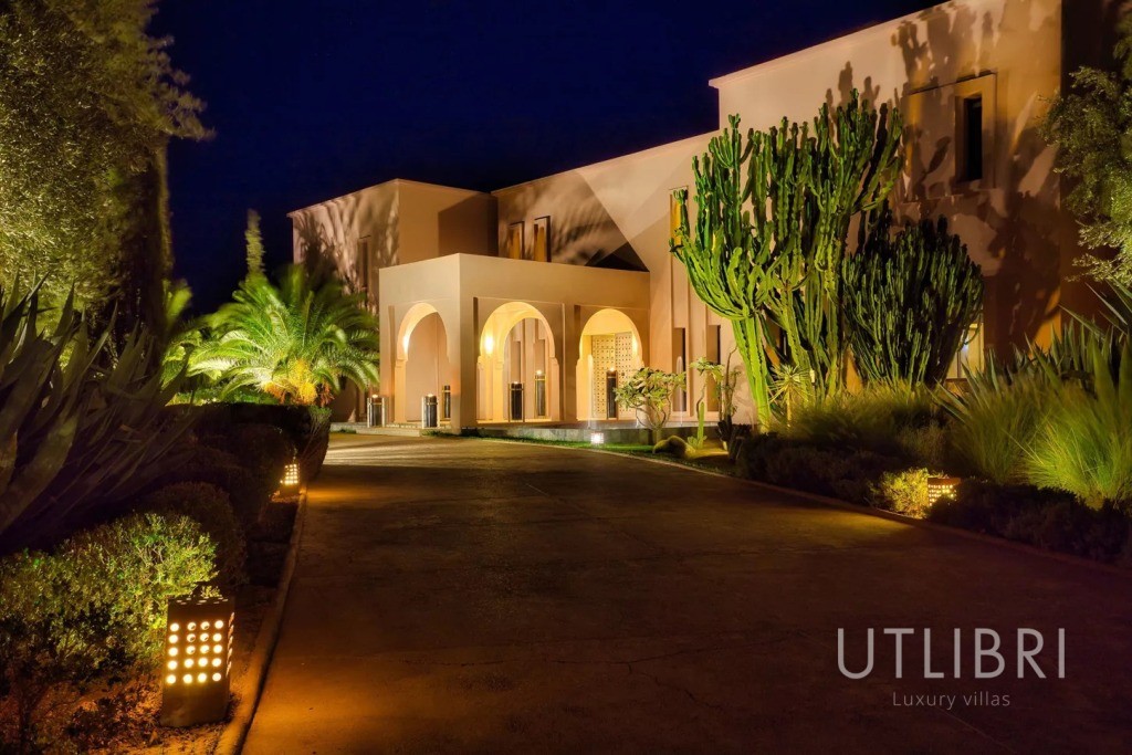 Extraordinary villa, Road to Ourika