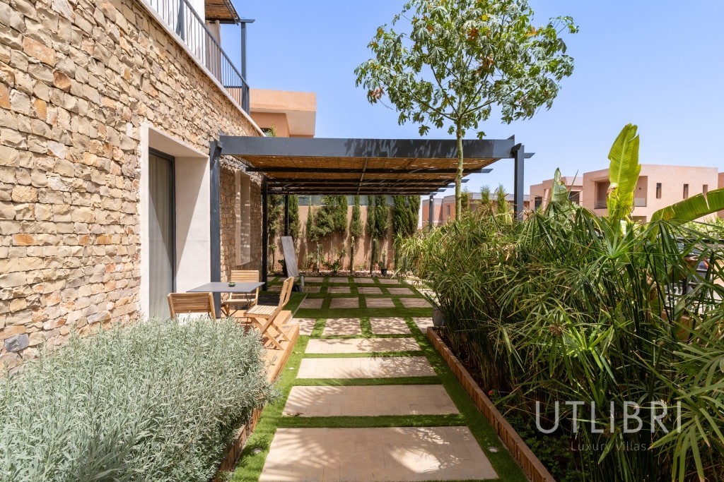 Extraordinary villa, Amelkis Golf