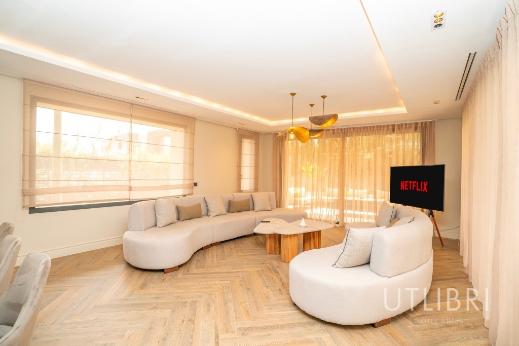 Extraordinary villa, Amelkis Golf