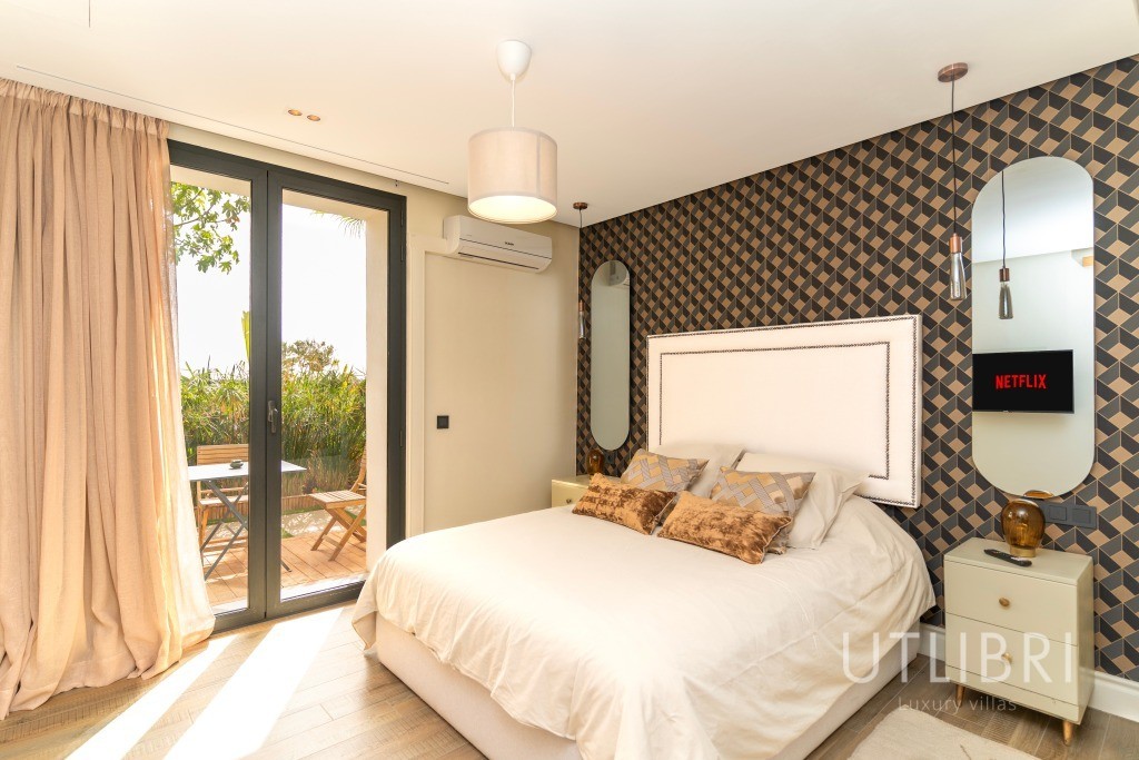 Extraordinary villa, Amelkis Golf
