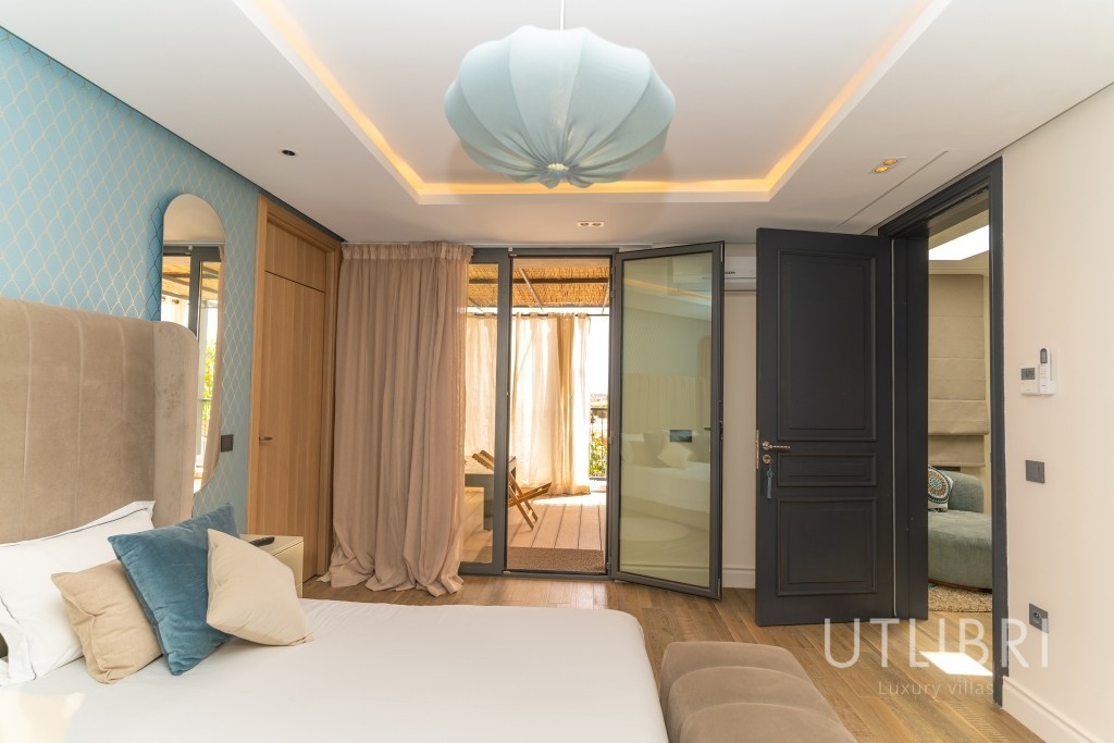 Extraordinary villa, Amelkis Golf
