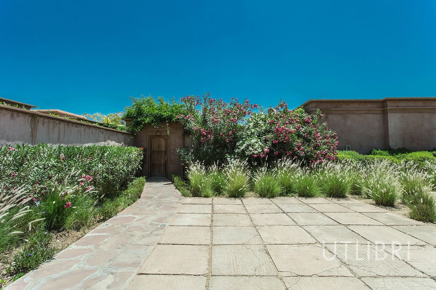 Extraordinary villa, Ouarzazate Road