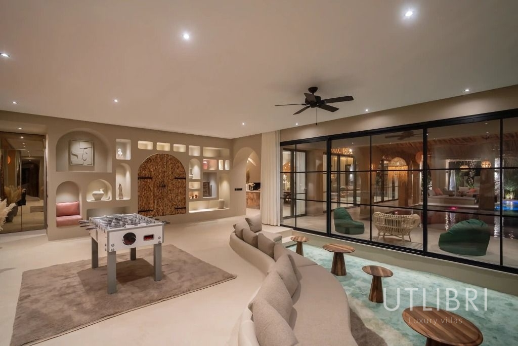 Extraordinary villa, Amelkis Golf