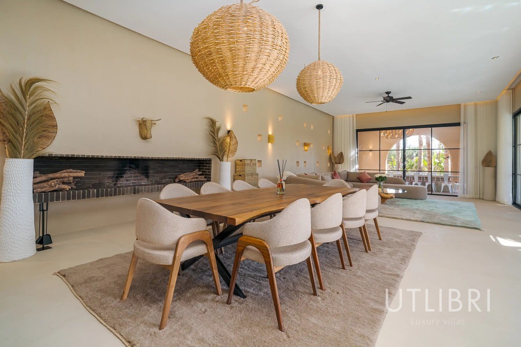 Extraordinary villa, Amelkis Golf