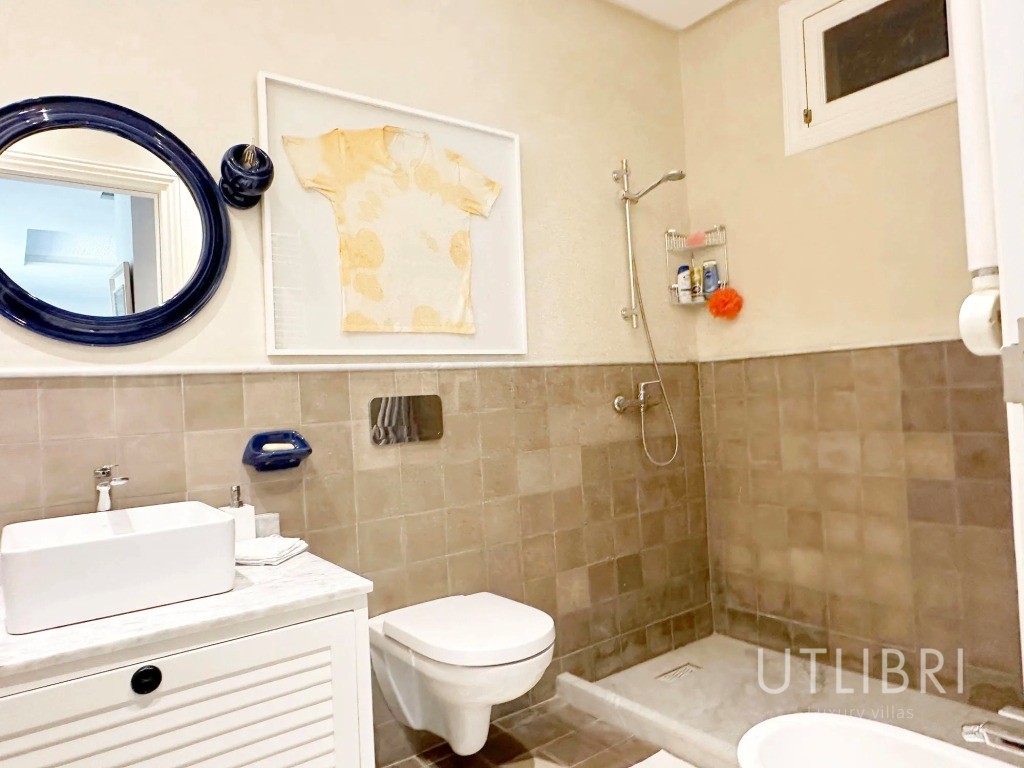 Extraordinary villa, Royal Palm and around