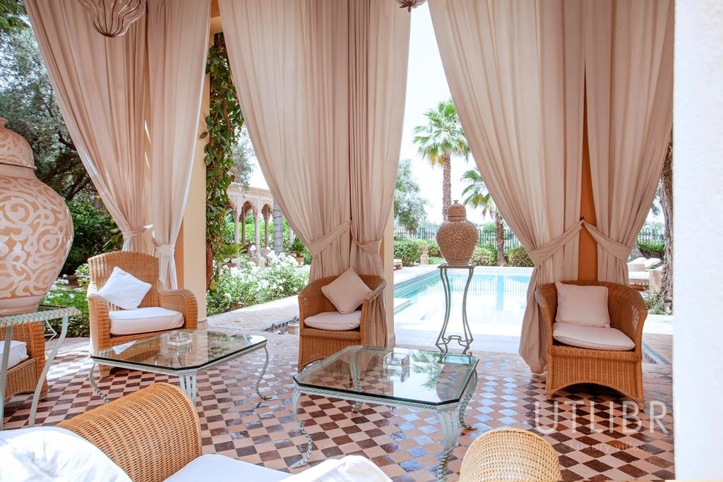 Extraordinary villa, Amelkis Golf