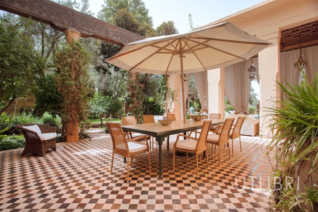 Extraordinary villa, Amelkis Golf