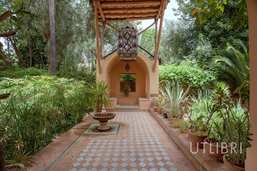 Extraordinary villa, Amelkis Golf