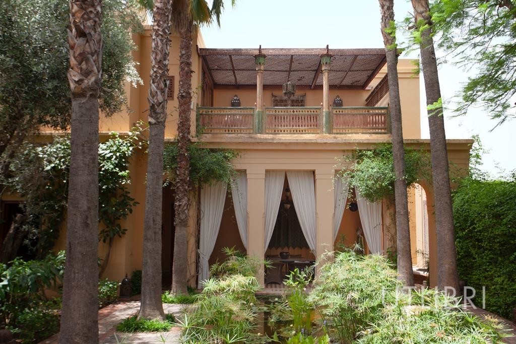Extraordinary villa, Amelkis Golf