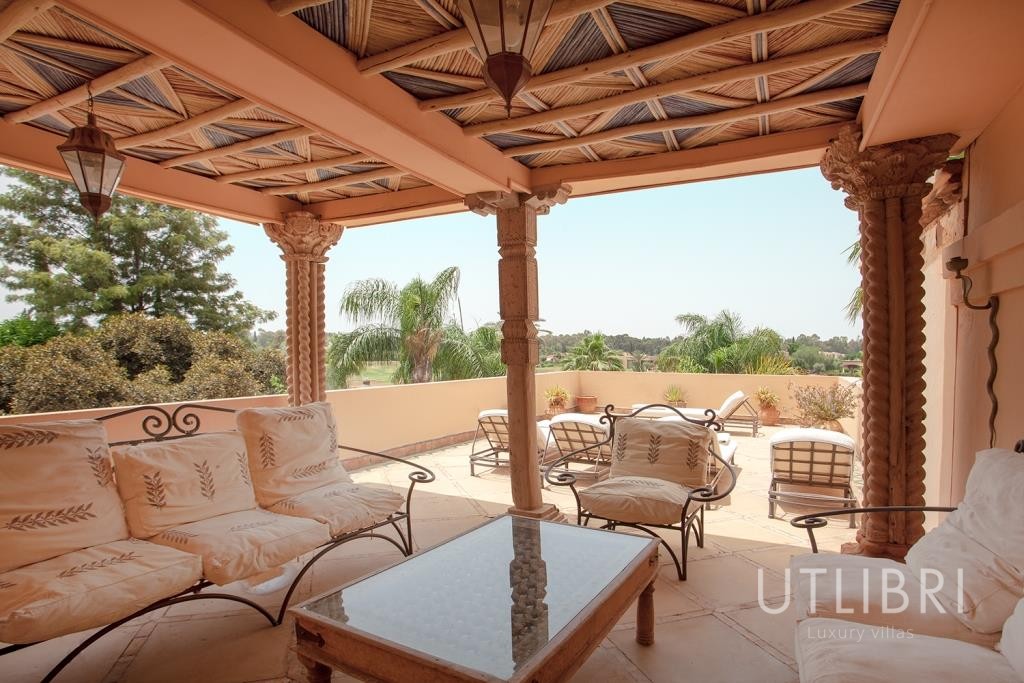 Extraordinary villa, Amelkis Golf