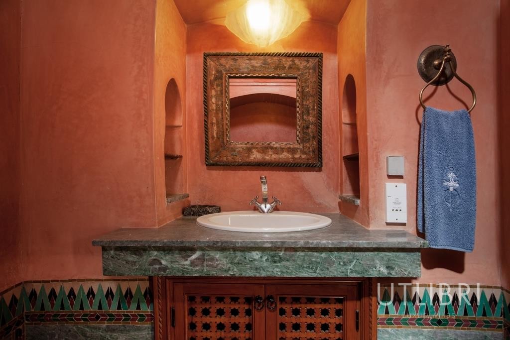 Extraordinary villa, Amelkis Golf