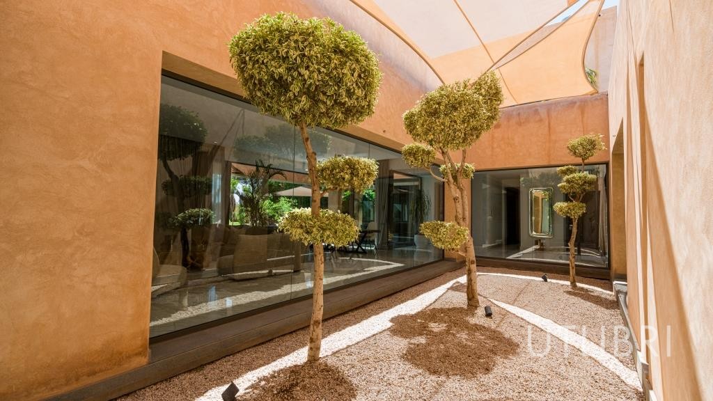 Extraordinary villa, Ouarzazate Road