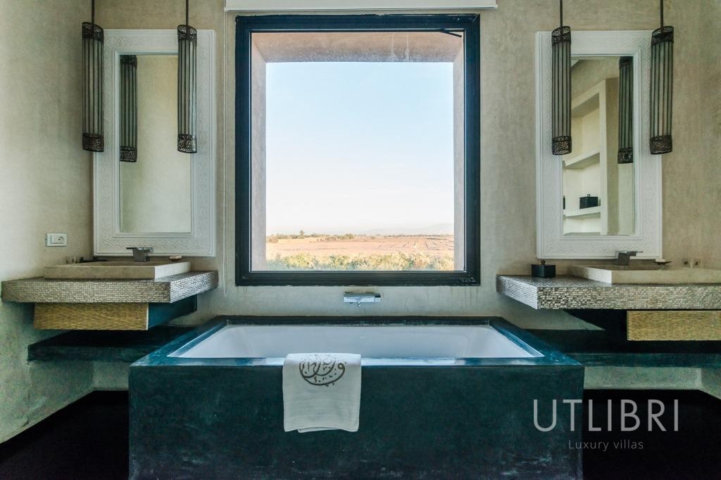 Extraordinary villa, Road to Ourika