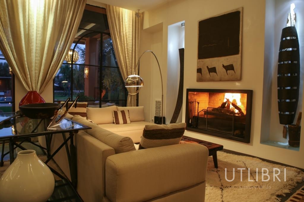 Extraordinary villa, Royal Palm and around