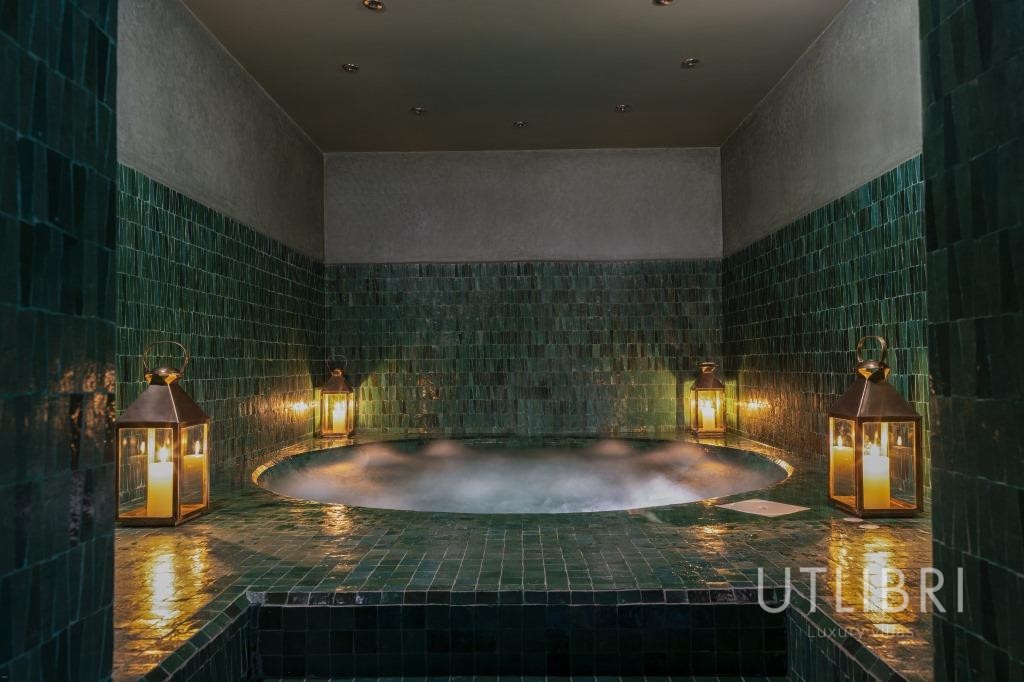 Extraordinary villa, Road to Ourika