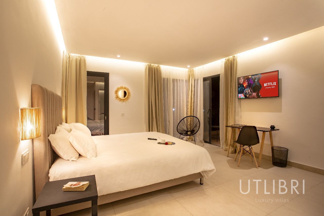 Extraordinary villa, Near Amelkis Golf 