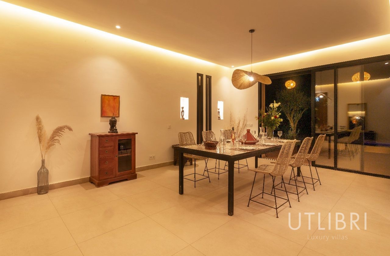 Extraordinary villa, Near Amelkis Golf 