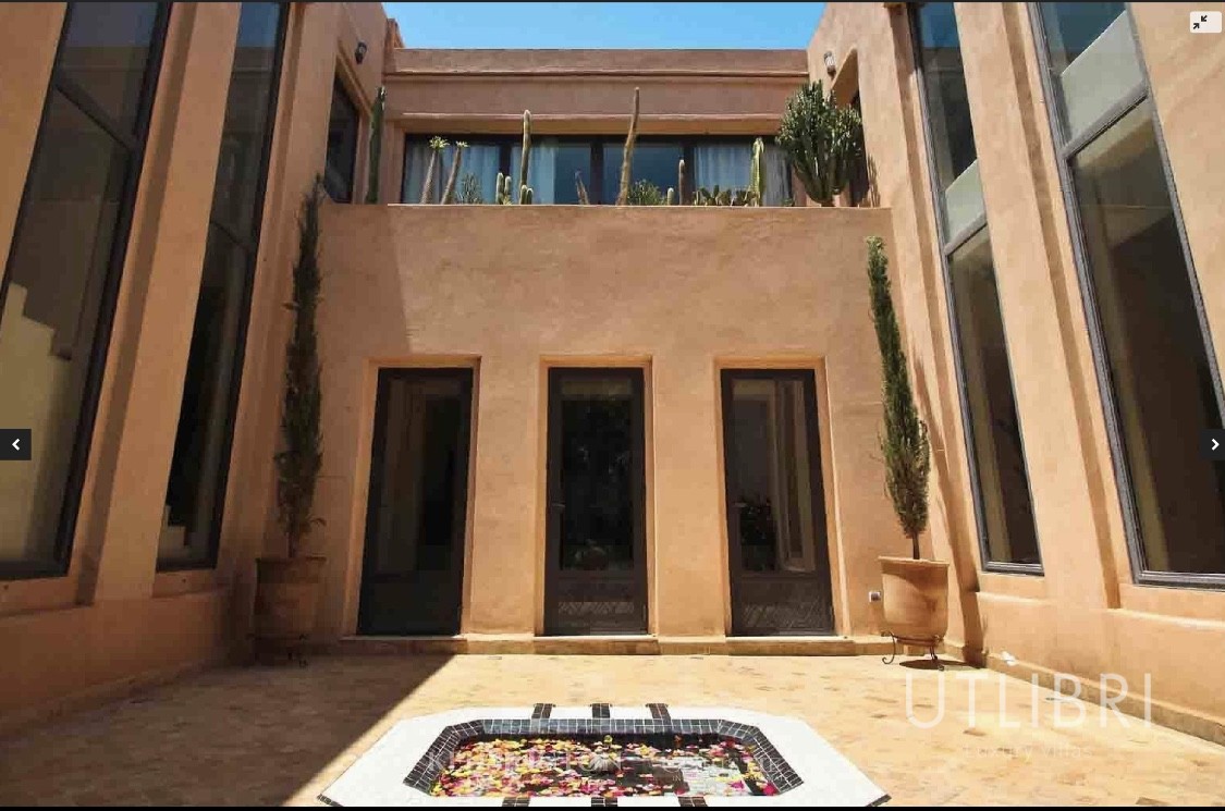 Extraordinary villa, Near Amelkis Golf 