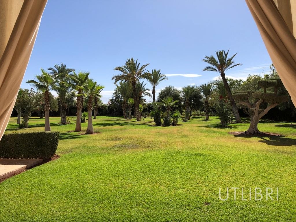 Extraordinary villa, Near Amelkis Golf 