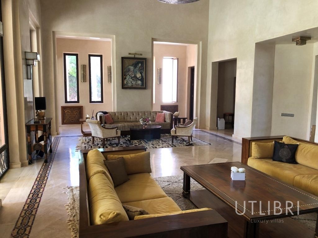 Extraordinary villa, Near Amelkis Golf 