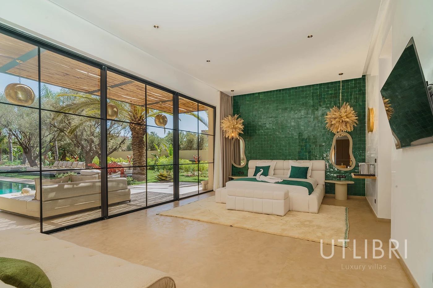 Extraordinary villa, Amelkis Golf