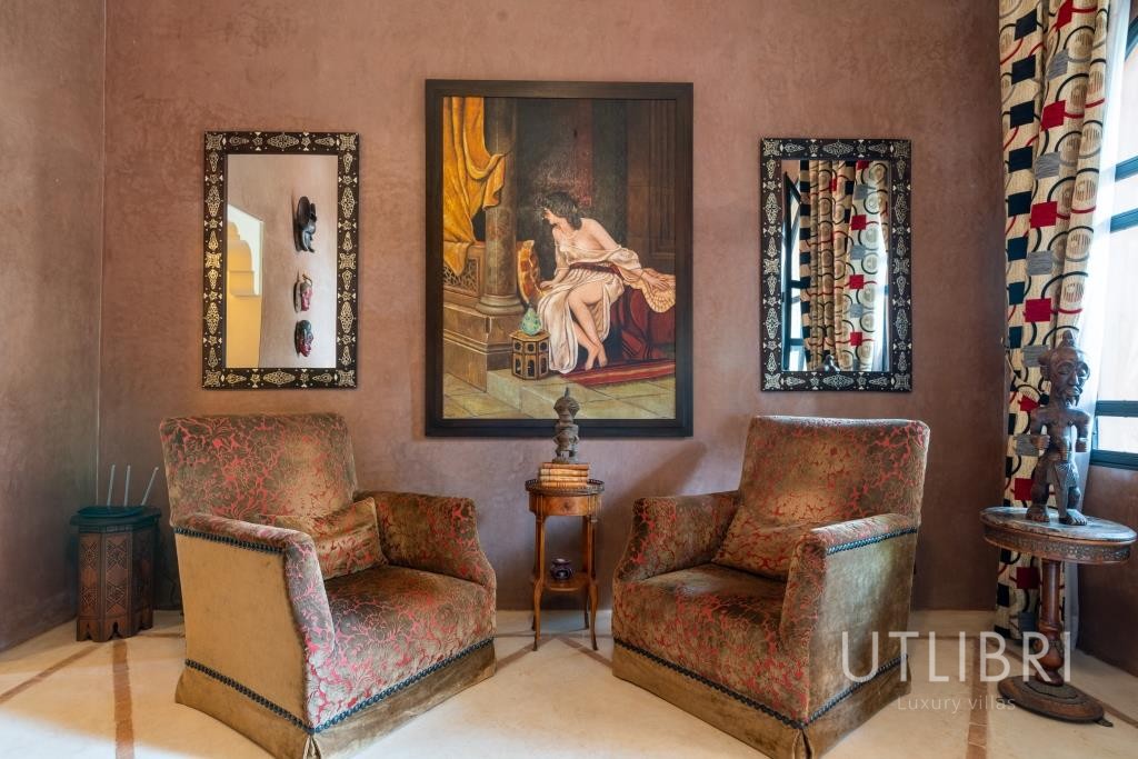 Extraordinary villa, Road to Fes
