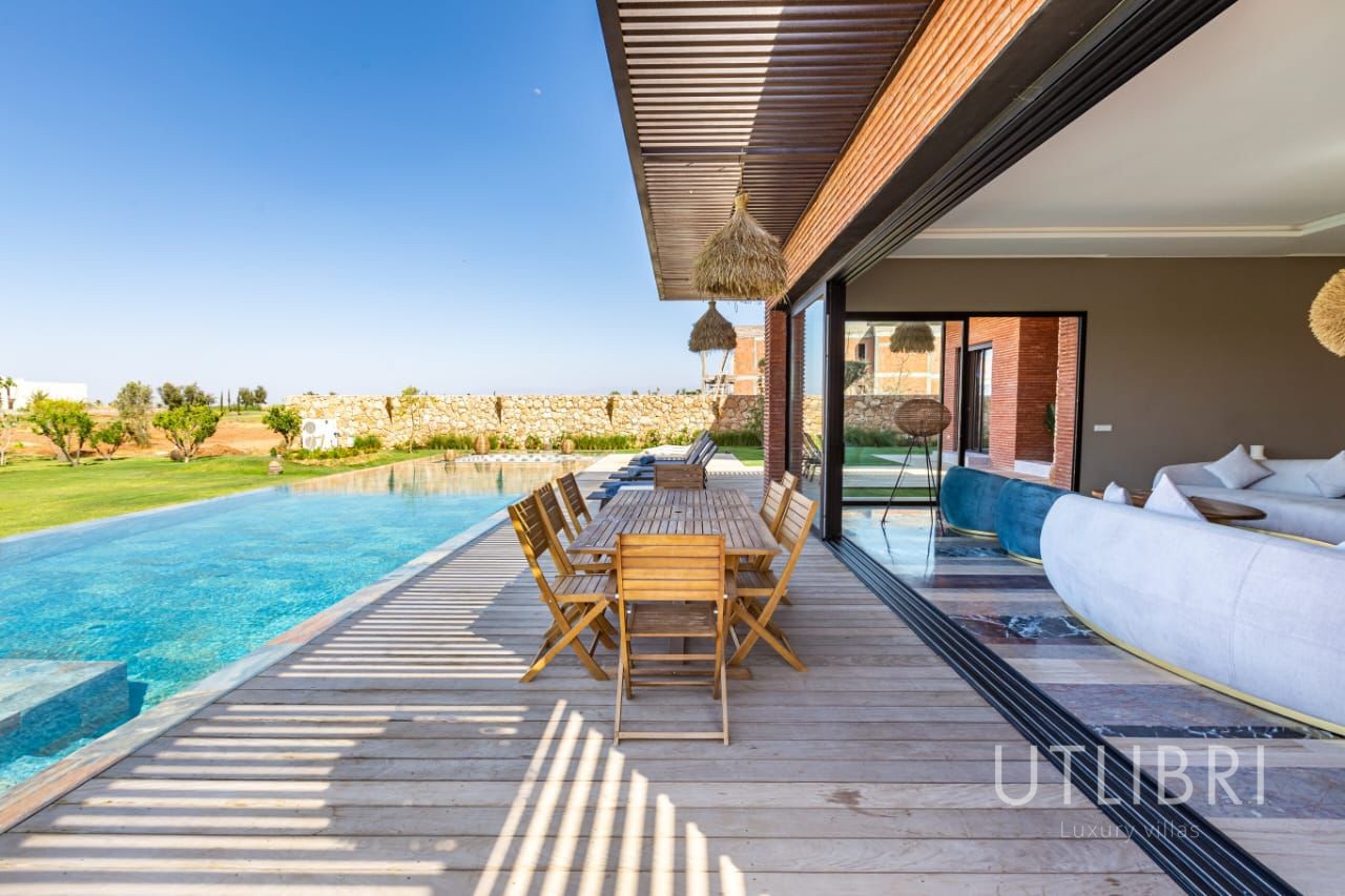 Extraordinary villa, Amelkis Golf
