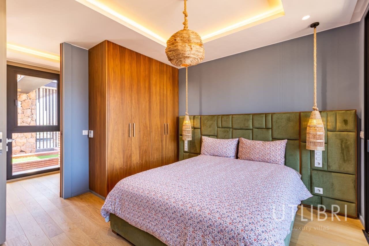 Extraordinary villa, Amelkis Golf