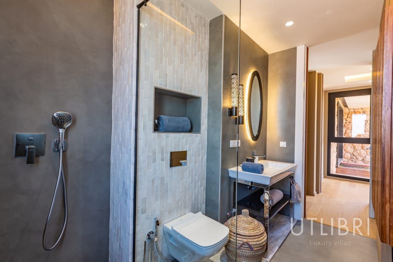 Extraordinary villa, Amelkis Golf