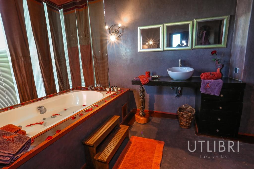 Extraordinary villa, Road to Ourika