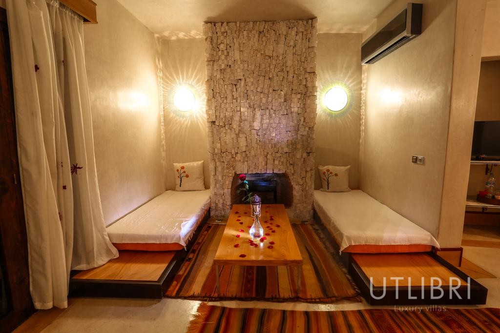 Extraordinary villa, Road to Ourika