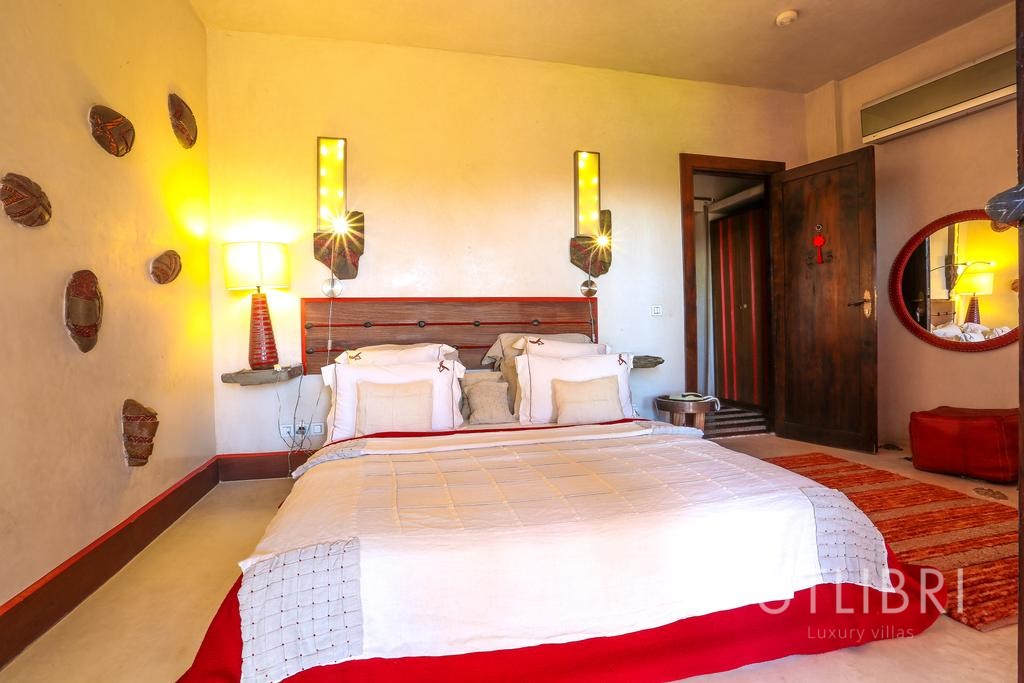 Extraordinary villa, Road to Ourika