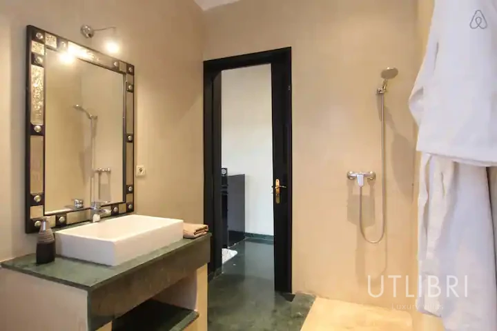Extraordinary villa, Ouarzazate Road
