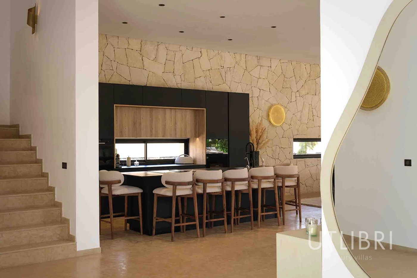 Extraordinary villa, Amelkis Golf