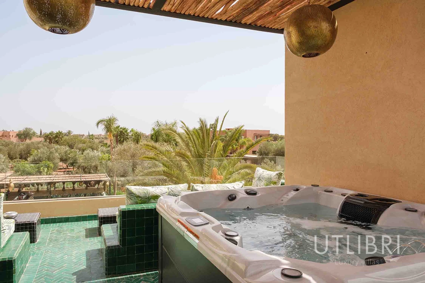 Extraordinary villa, Amelkis Golf