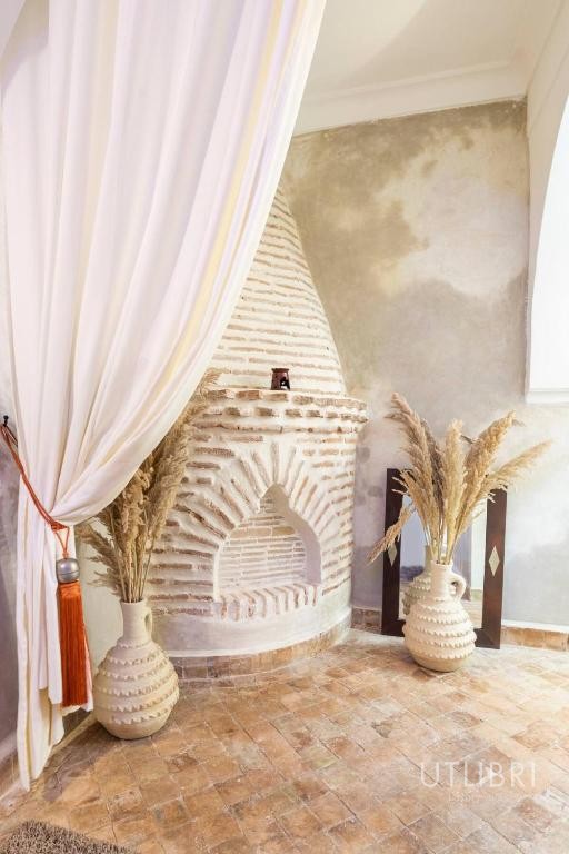 Extraordinary villa, Medina