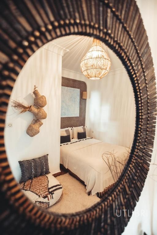 Extraordinary villa, Medina