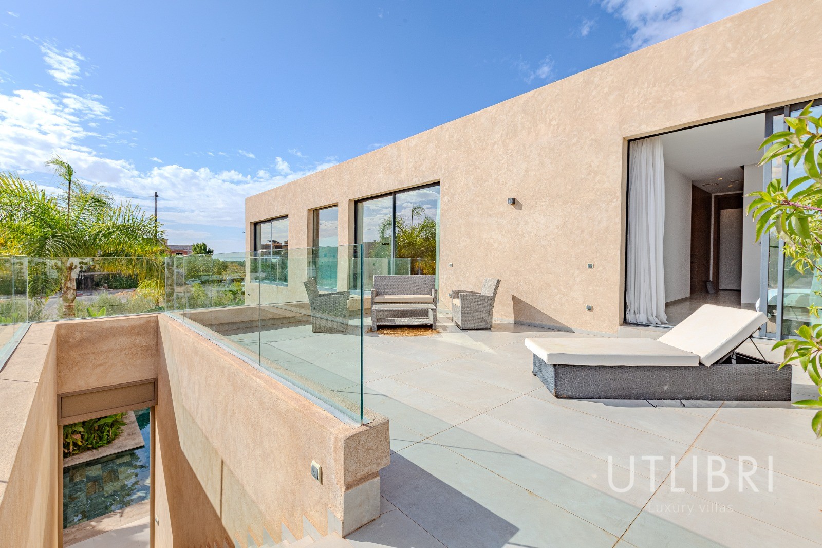 Extraordinary villa, Targa