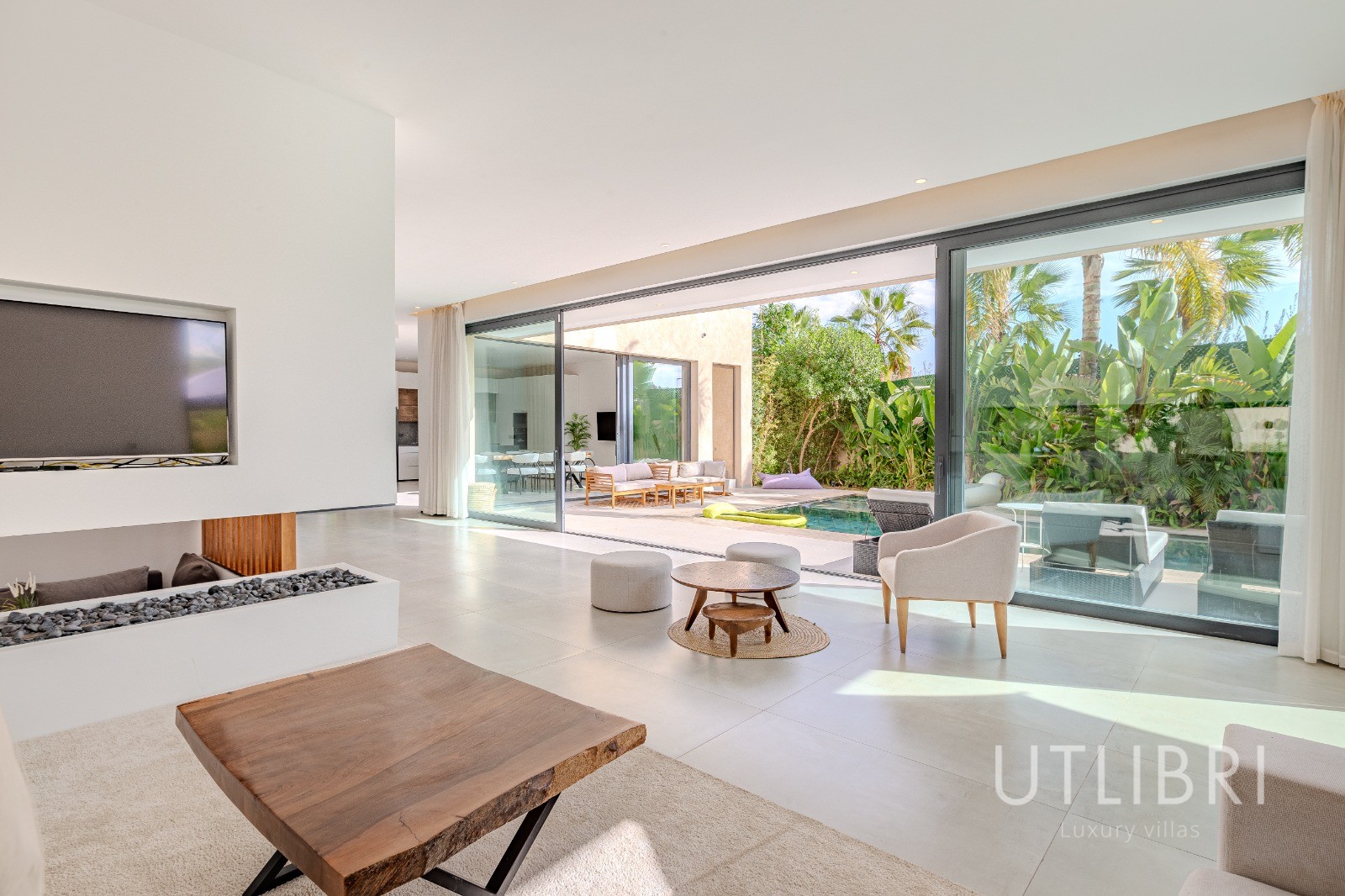 Extraordinary villa, Targa