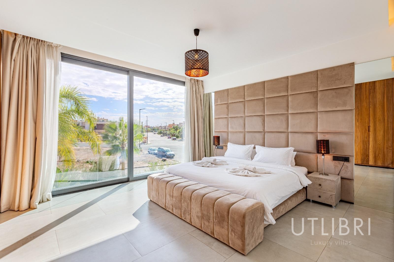 Extraordinary villa, Targa