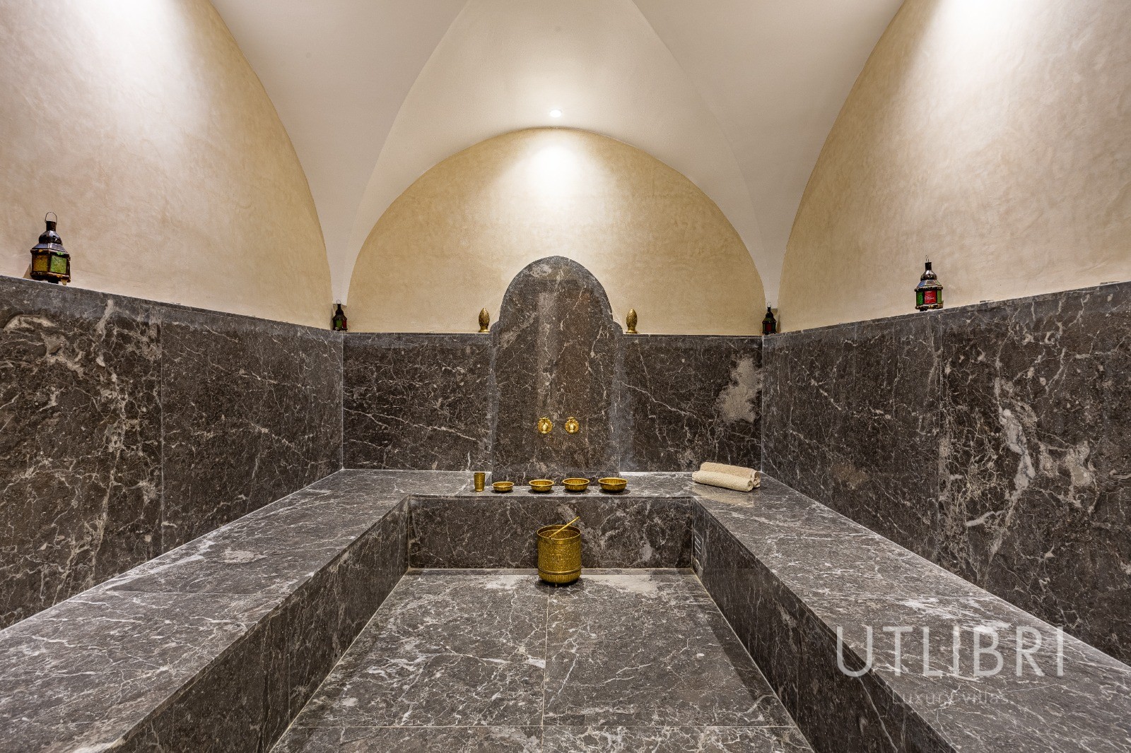Extraordinary villa, Targa