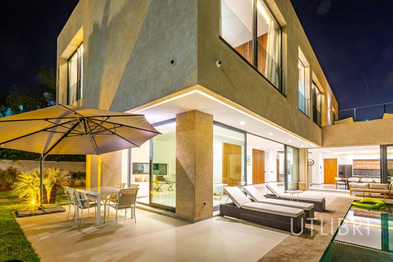 Extraordinary villa, Targa
