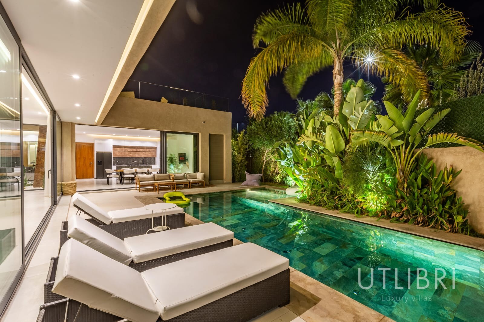 Extraordinary villa, Targa